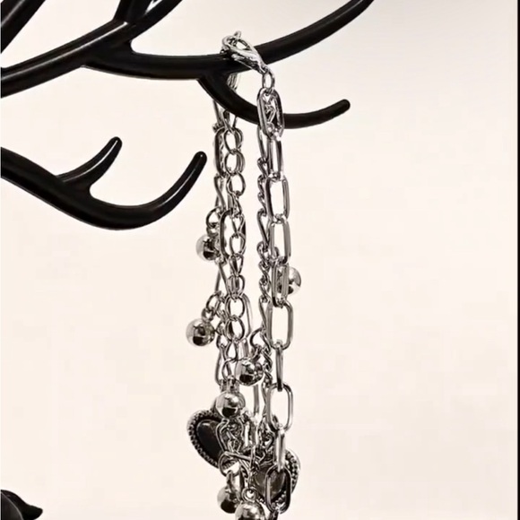 NEW FREE WITH PURCHASE Romantic Heart Shape Layered Bracelet - Picture 8 of 9